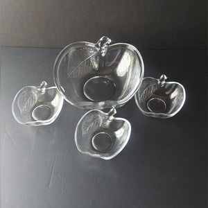 Apple-Shaped Glass Bowl Set (1 Large + 3 Small)